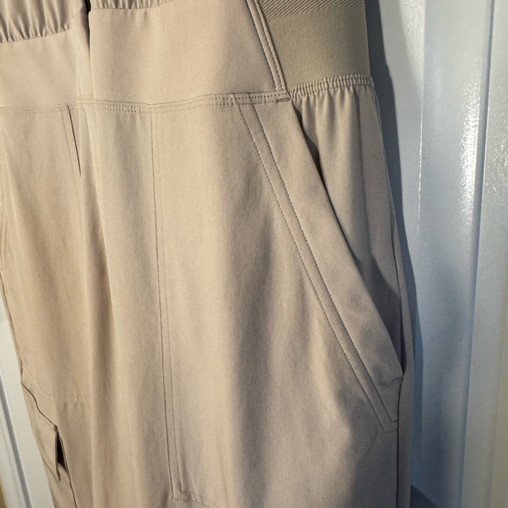 Athleta Sleeveless Cargo Jumpsuit in Light Beige - Picture 4 of 14